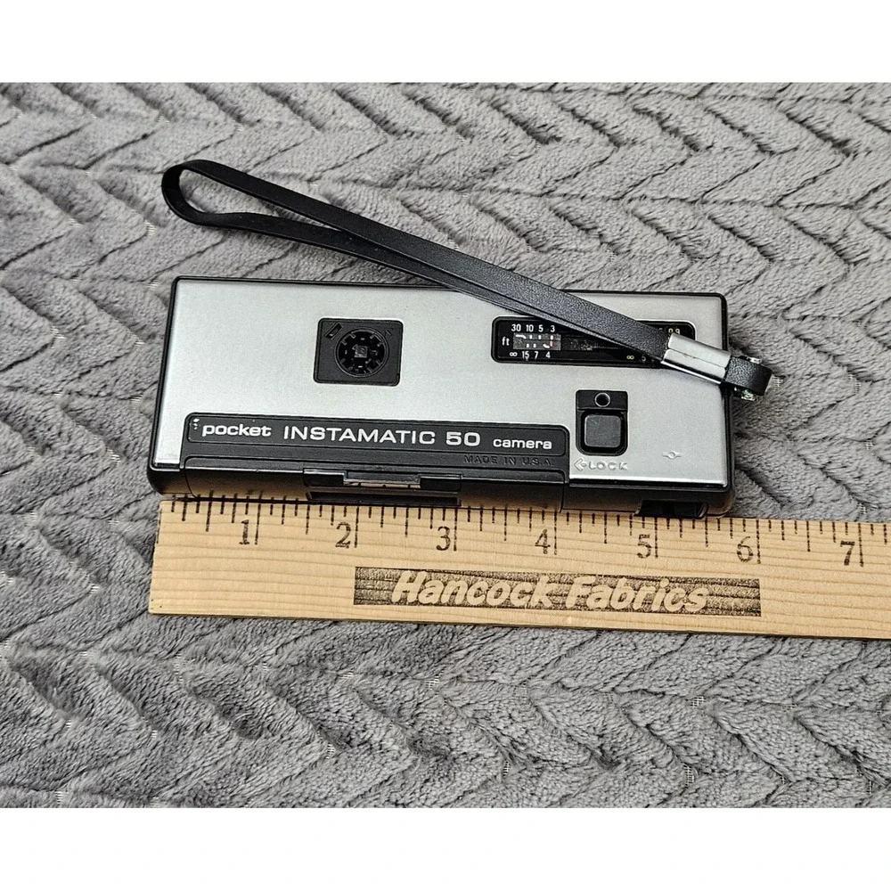 KODAK Pocket Instamatic 50 Camera UNTESTED! Made‎ In USA Black Silver